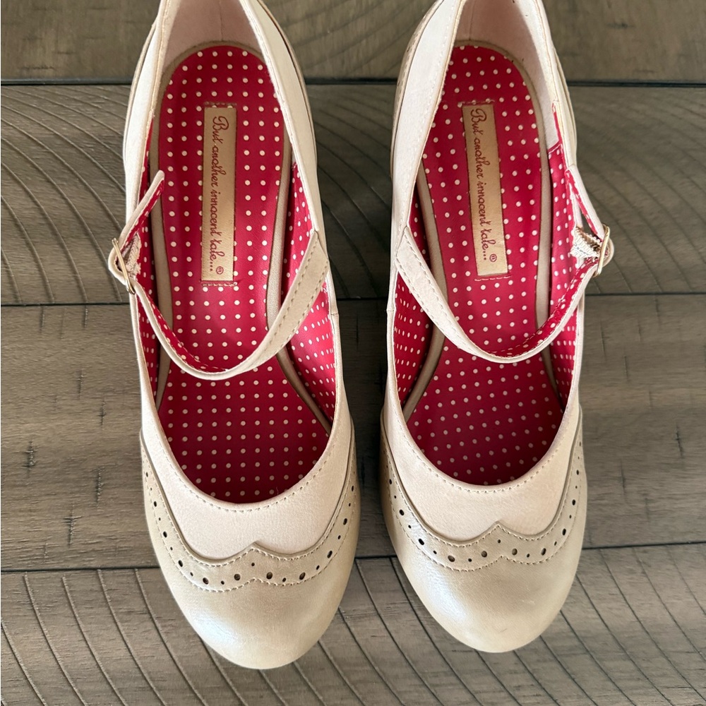 Chic Cream Mary Jane Heels